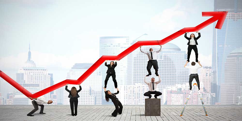 los-foros-de-finanzas-mas-importantes-personas-soportando-flecha