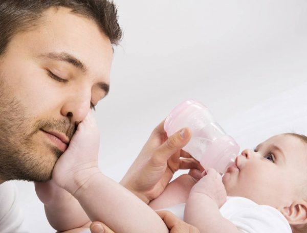 permiso-de-paternidad-derecho-laboral-lactancia