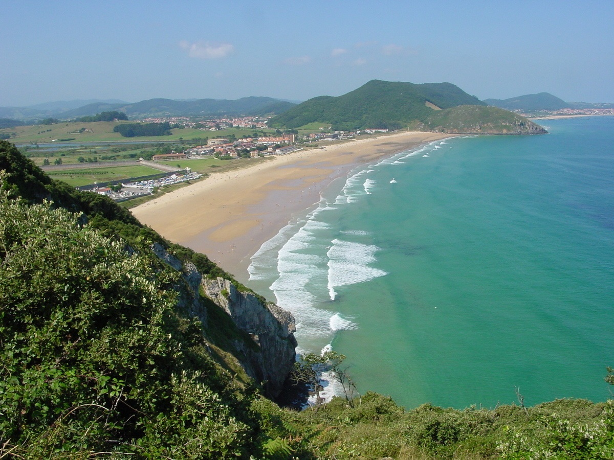 calendario-laboral-2015-cantabria-playa