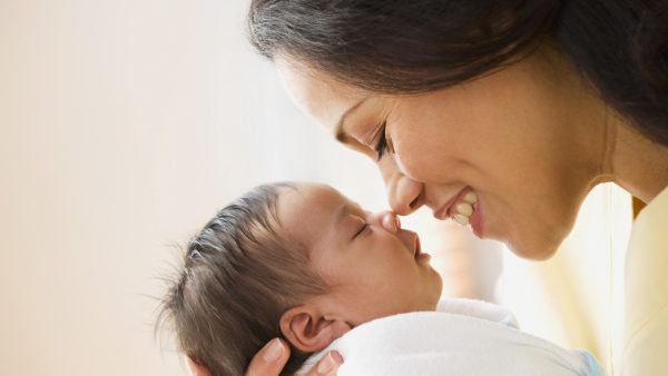 Ayuda de 100 euros para madres trabajadoras 2016 Ayuda-de-100-euros-para-madres-trabajadoras-2016