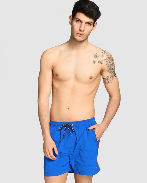 Rebajas de verano El Corte Inglés 2016 | Qué comprar bañador liso rebajas-el-corte-ingles-verano-2016-moda-hombre-bañador-liso-azul