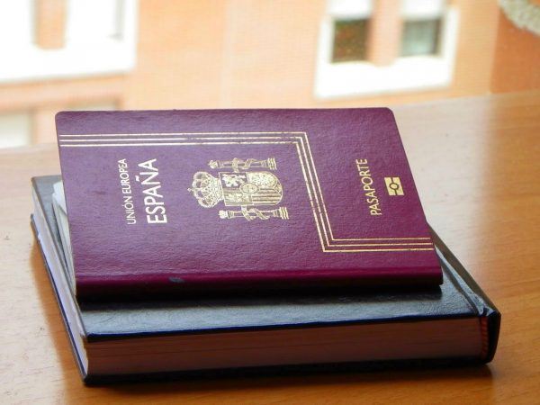 requisitos-para-la-nacionalidad-espanola-pasaporte