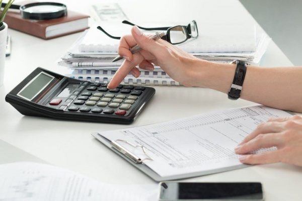 ¿Cómo facturar IVA intracomunitario en España? Iva intracomunitario