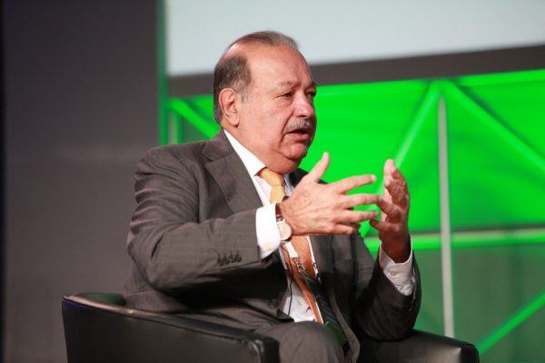Lista de los diez millonarios más importantes de 2018 y 2018 según Forbes