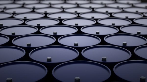 Por que baja el precio del petroleo barril brent 