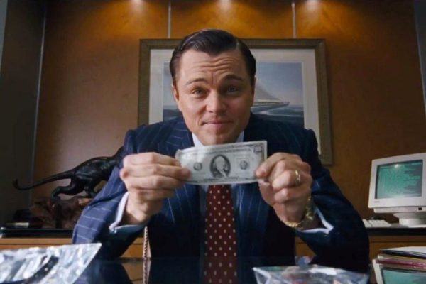 Las mejores películas de economía, inversiones y negocios El Lobo de Wall Street (2014)